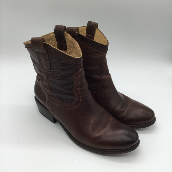 Frye Carson Western Tab Shortie Boot - Picture 3 of 10
